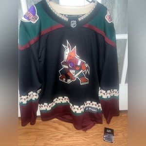 Authentic NHL Jersey Arizona Coyotes Size Large